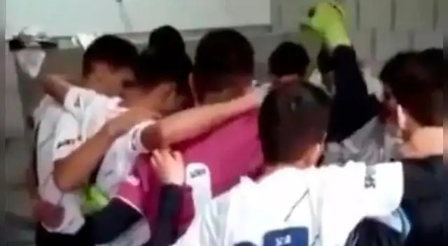 Deportivo Merlo: La emotiva arenga de un jugador de las divisiones menores en Argentina | VIDEO