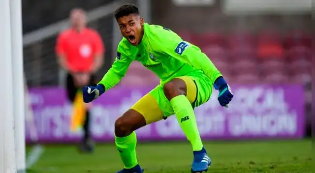 Manchester City acordó el pago de 400 mil euros con el Shamrock Rovers por Gavin Bazunu Manchester City acordó el pago de 400 mil euros con el Shamrock Rovers por Gavin Bazunu
