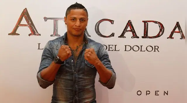 Jonathan Maicelo debutará en el cine con la película "Amigos en Apuros" Jonathan Maicelo debutará en el cine con la película "Amigos en Apuros"