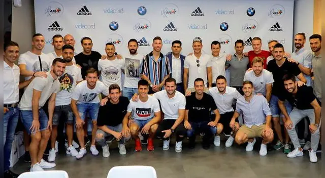 Se llevó a cabo reunión con representantes y capitanes de los clubes de La Liga. Se llevó a cabo reunión con representantes y capitanes de los clubes de La Liga.