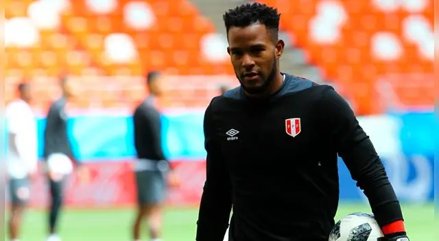 Carlos Cáceda, durante una práctica de la Selección Peruana en el Mundial Rusia 2018.