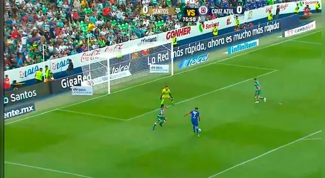 Martín Cauteruccio marca un golazo en el Cruz Azul vs Santos.