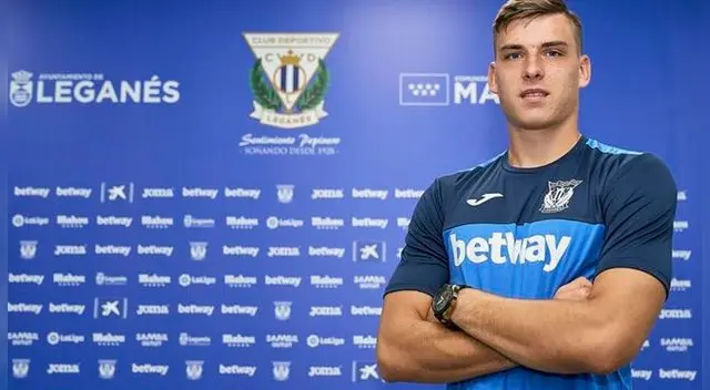 Real Madrid y Leganés acordaron el préstamo del ucraniano Andriy Lunin │ COMUNICADO OFICIAL Real Madrid y Leganés acordaron el préstamo del ucraniano Andriy Lunin │ COMUNICADO OFICIAL