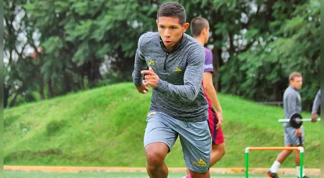 Edison Flores realizó su primer entrenamiento con Monarcas Morelia. Edison Flores realizó su primer entrenamiento con Monarcas Morelia.