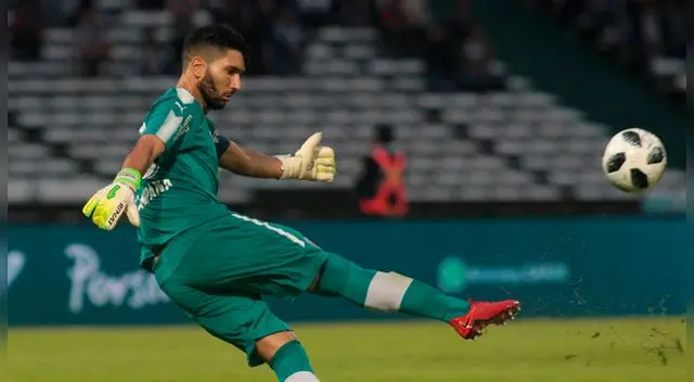 Martín Campaña, golero de Independiente de Avellaneda, es el goleador de la Copa Libertadores, pero...