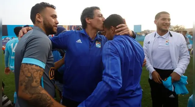 Sporting Cristal: Mario Salas descartó el interes por Beto Da Silva para el Clausura Sporting Cristal: Mario Salas descartó el interes por Beto Da Silva para el Clausura
