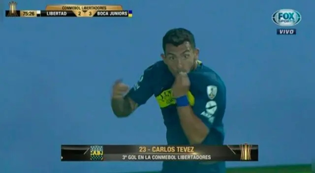 Carlos Tévez celebra su gol con Boca Juniors a Libertad. Carlos Tévez celebra su gol con Boca Juniors a Libertad.