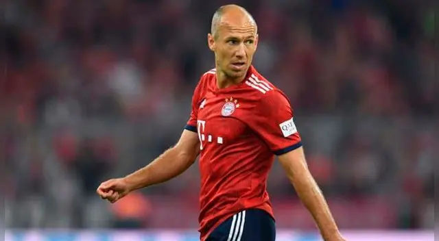 Arjen Robben: "No tengo por qué aceptar las decisiones del técnico". Arjen Robben: "No tengo por qué aceptar las decisiones del técnico".