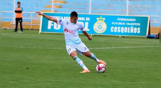 Iván Santillán renovó con Real Garcilaso hasta el año 2019 │ FÚTBOL PERUANO │ TWITTER Iván Santillán renovó con Real Garcilaso hasta el año 2019 │ FÚTBOL PERUANO │ TWITTER