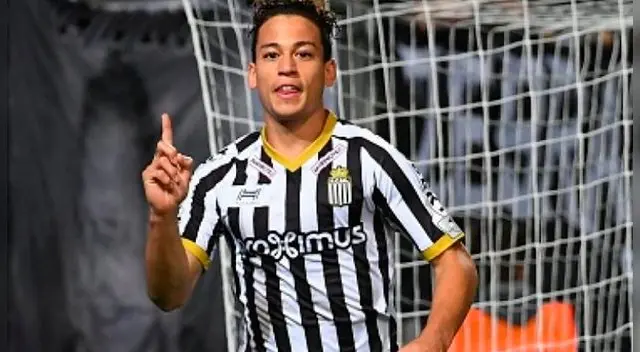 Precio de Cristian Benavente ascendió hasta 8 veces desde que llegó al Charleroi Precio de Cristian Benavente ascendió hasta 8 veces desde que llegó al Charleroi