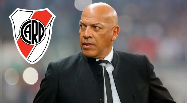 Roberto Mosquera: Entrenador revela los motivos del polémico 8-0 de Wilstermann contra River Plate Roberto Mosquera: Entrenador revela los motivos del polémico 8-0 de Wilstermann contra River Plate