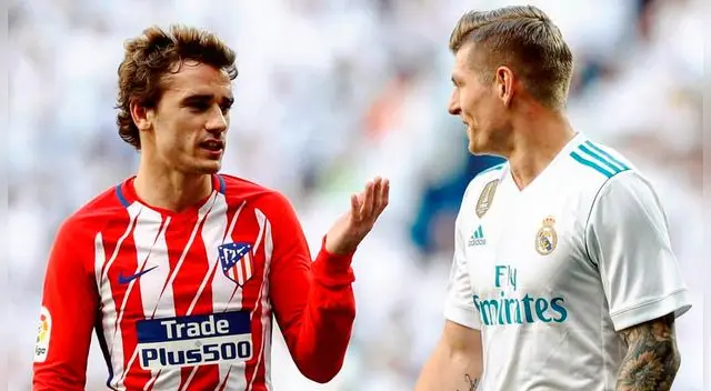 Antoine Griezmann y Toni Kroos en un derbi Real Madrid-Atlético. Antoine Griezmann y Toni Kroos en un derbi Real Madrid-Atlético.
