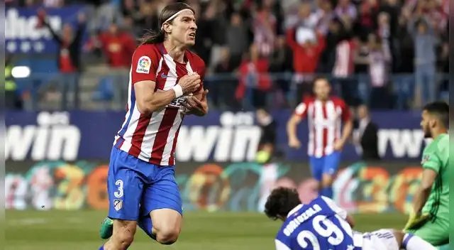 Atlético Madrid: Filipe Luis figura en la órbita del Arsenal de Inglaterra Atlético Madrid: Filipe Luis figura en la órbita del Arsenal de Inglaterra