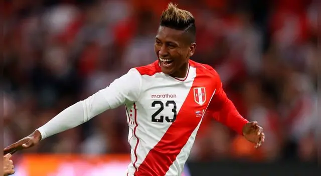 Pedro Aquino celebra su gol a Holanda. Pedro Aquino celebra su gol a Holanda.