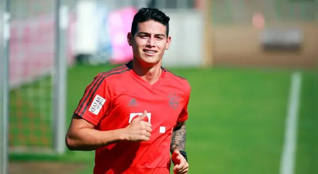 James Rodríguez captó todas las miradas en el entrenamiento del Bayern Múnich. James Rodríguez captó todas las miradas en el entrenamiento del Bayern Múnich.