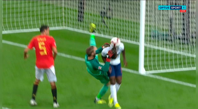 España vs Inglaterra: Anulan gol a Danny Welbeck de forma polémica por falta contra David de Gea │ VIDEO España vs Inglaterra: Anulan gol a Danny Welbeck de forma polémica por falta contra David de Gea │ VIDEO