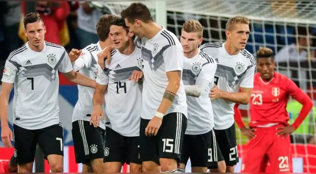 Alemania ganó con goles de Brandt y Schulz y así logró remontar un duro encuentro ante Perú.