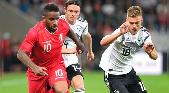 Te conozco bien: Jeffersón Farfán saludó a excompañeros del Schalke 04