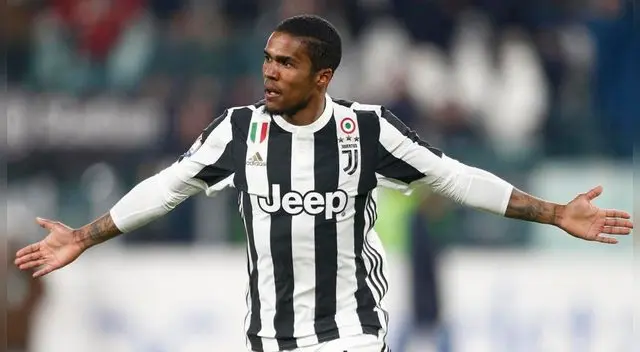 Juventus: El Manchester United y el City se enfrentan por el fichaje de Douglas Costa
