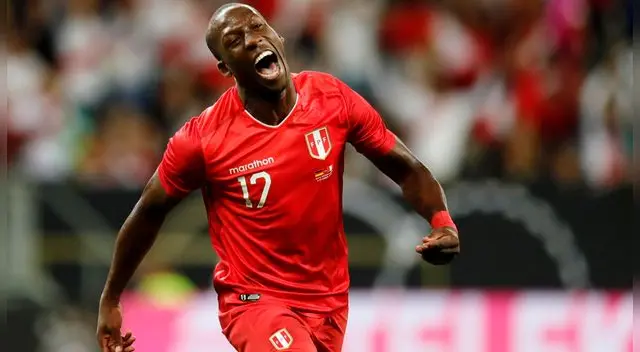 Luis Advíncula volvió a los entrenamientos con el Rayo Vallecano