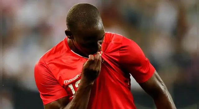 Advíncula celebrando el gol ante Alemania. Advíncula celebrando el gol ante Alemania.
