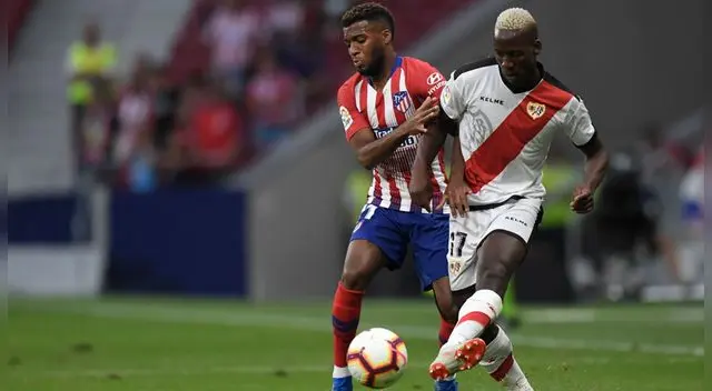 Luis Advíncula enfrenta a Thomas Lemar en el Atlético de Madrid vs. Rayo Vallecano Luis Advíncula enfrenta a Thomas Lemar en el Atlético de Madrid vs. Rayo Vallecano