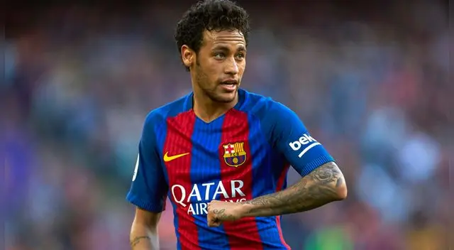 Barcelona: mediante comunicado niega haber pagado comisión por traspaso de Neymar