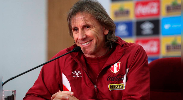 Teletón 2018: Ricardo Gareca se hizo presente y donó un balón para que sea subastado