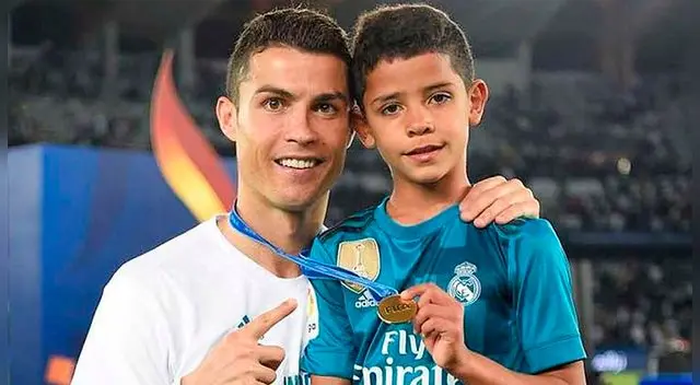 Cristiano Ronaldo y Cristiano Jr.