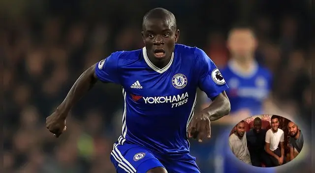 Twitter: N'Golo Kanté ceno y jugó al FIFA con unos desconocidos tras perder un tren
