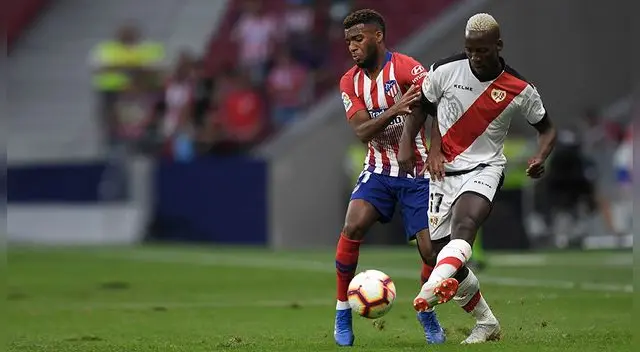 Luis Advíncula llegó al Rayo Vallecano procedente del Lobos BUAP. Luis Advíncula llegó al Rayo Vallecano procedente del Lobos BUAP.
