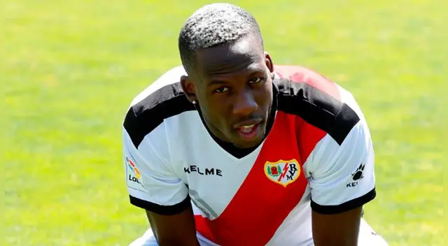 Luis Advíncula es elogiado por periodista español [VIDEO] 