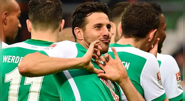 Claudio Pizarro y el valor de su fichaje a poco del final de su carrera