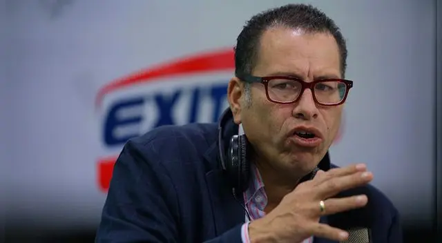 Radio Exitosa anunció el despido de Phillip Butters por haber faltado a los términos de su contato