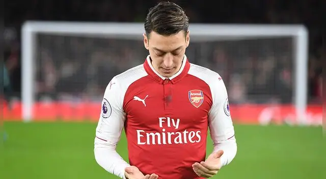 Arsenal: Mesut Özil podría ser vendido en el próximo mercado de fichajes Arsenal: Mesut Özil podría ser vendido en el próximo mercado de fichajes