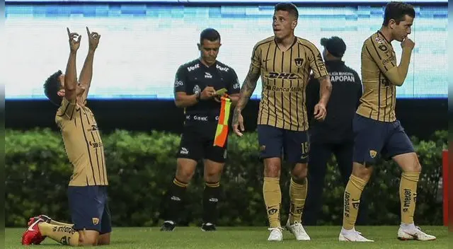 Pumas eliminó a Chivas de Guadalajara con un contundente 3-1 en la Copa MX. | Foto: Difusión. Pumas eliminó a Chivas de Guadalajara con un contundente 3-1 en la Copa MX. | Foto: Difusión.