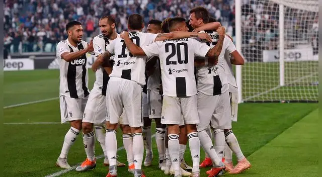 Juventus venció por 3-1 al Nápoli en Turín por la jornada 7 de la Serie A Juventus venció por 3-1 al Nápoli en Turín por la jornada 7 de la Serie A