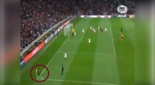Christian Cueva │ Sevilla vs Krasnodar: Magistral pase del peruano que termina en un cabezazo al travesaño │ Europa League │ VIDEO Christian Cueva │ Sevilla vs Krasnodar: Magistral pase del peruano que termina en un cabezazo al travesaño │ Europa League │ VIDEO