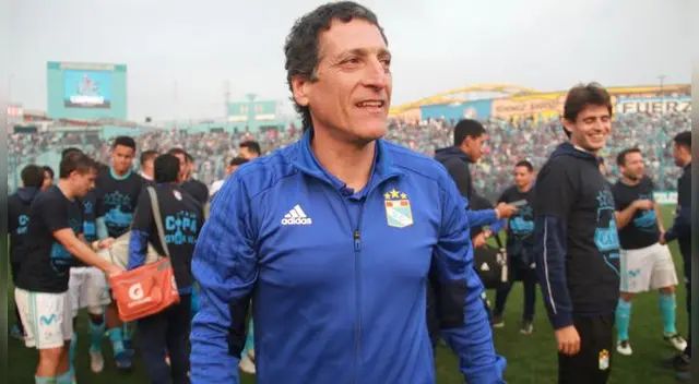 Sporting Cristal: Mario Salas: “No somos el mismo equipo de antes” | Torneo Clausura | Descentralizado 2018 Sporting Cristal: Mario Salas: “No somos el mismo equipo de antes” | Torneo Clausura | Descentralizado 2018