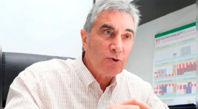 Universitario de Deportes: Oblitas no quiere que los cremas desciendan Universitario de Deportes: Oblitas no quiere que los cremas desciendan