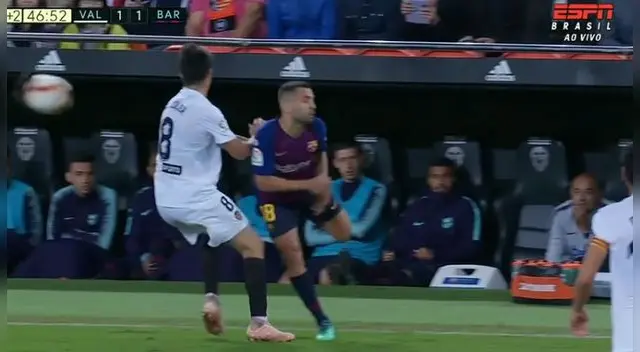 Jordi Alba y su espectacular taco en el Barcelona vs Valencia Jordi Alba y su espectacular taco en el Barcelona vs Valencia