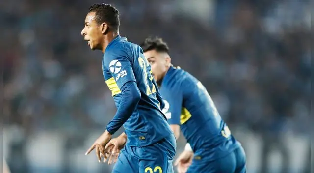 Golazo de Villa para marcar el empate de Boca ante Racing por la Superliga Argentina