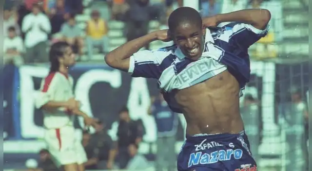 Jefferson Farfán habló acerca del posible descenso de Universitario Jefferson Farfán habló acerca del posible descenso de Universitario