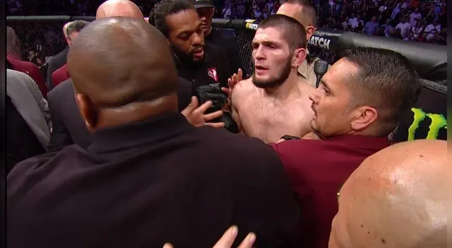 McGregor vs Khabib GRATIS FOX Action EN VIVO: luchadores se pelearon afuera del octágono tras final del UFC 229 McGregor vs Khabib GRATIS FOX Action EN VIVO: luchadores se pelearon afuera del octágono tras final del UFC 229