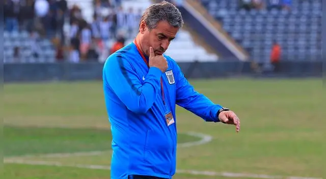 Pablo Bengoechea cumple su segunda temporada.  Pablo Bengoechea cumple su segunda temporada.