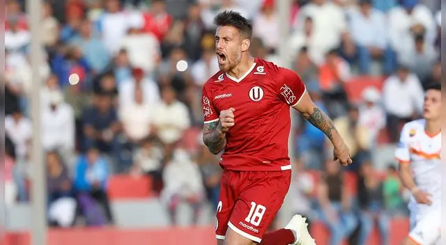Germán Denis tiene dos goles en el Clausura. Germán Denis tiene dos goles en el Clausura.