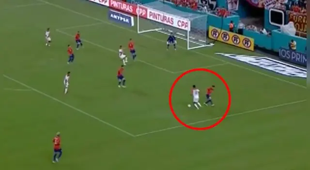 Perú vs. Chile EN VIVO vía TRANSMISIÓN EN VIVO ONLINE de Movistar Deportes: André Carrillo se quitó de encima a Eugenio Mena con esta genial jugada| VIDEO