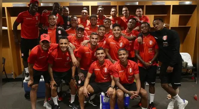 Selección Peruana: Postal del equipo después de la victoria a Chile Selección Peruana: Postal del equipo después de la victoria a Chile