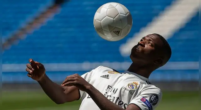 Real Madrid: Roberto Carlos asegura que Vinícius Jr. triunfará en el combinado merengue Real Madrid: Roberto Carlos asegura que Vinícius Jr. triunfará en el combinado merengue