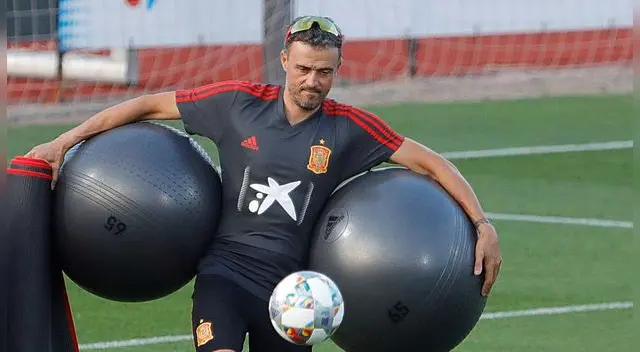Selección Española: Luis Enrique tiene una duda para el partido contra Inglaterra | UEFA Nations League. Selección Española: Luis Enrique tiene una duda para el partido contra Inglaterra | UEFA Nations League.